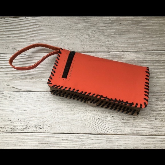 El Salvador Wallet (Orange) - Picture 3 of 3